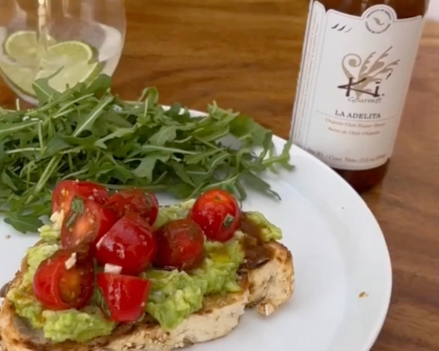 Smashed Avo on Toast with Chipotle Chili Sauce - El Cielo Shop